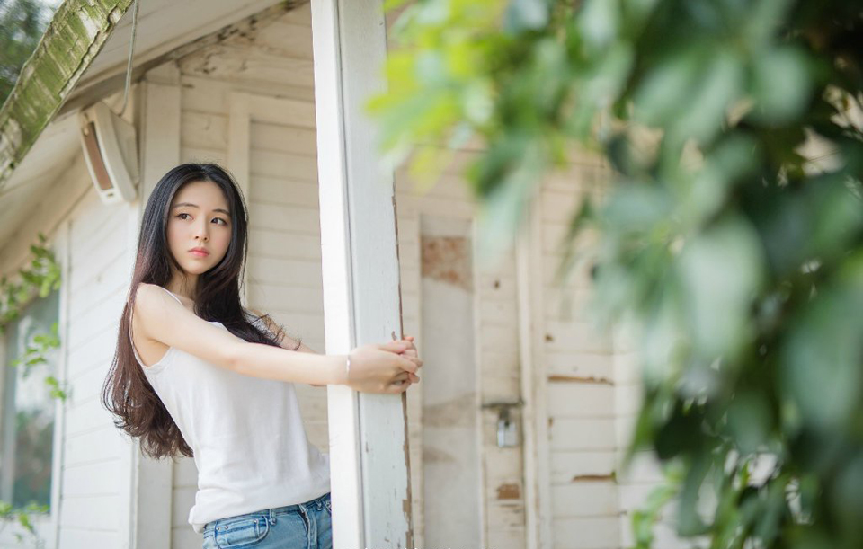 “告诉各营战士，莫要抵抗，不会有事的。”孟达淡然道。